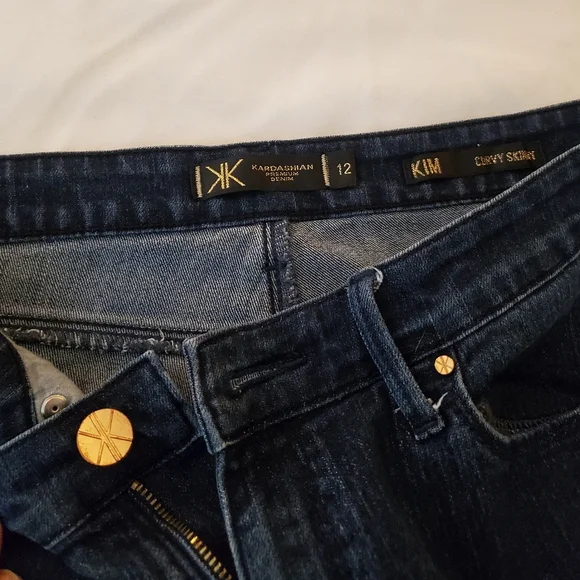 Kardashian Kim Curvy Skinny Jeans 12 - Picture 2 of 5